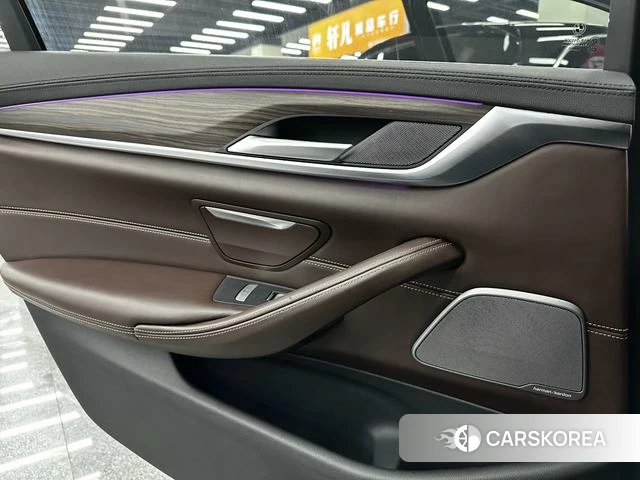 BMW 5 series id 4254556 из Китая 19