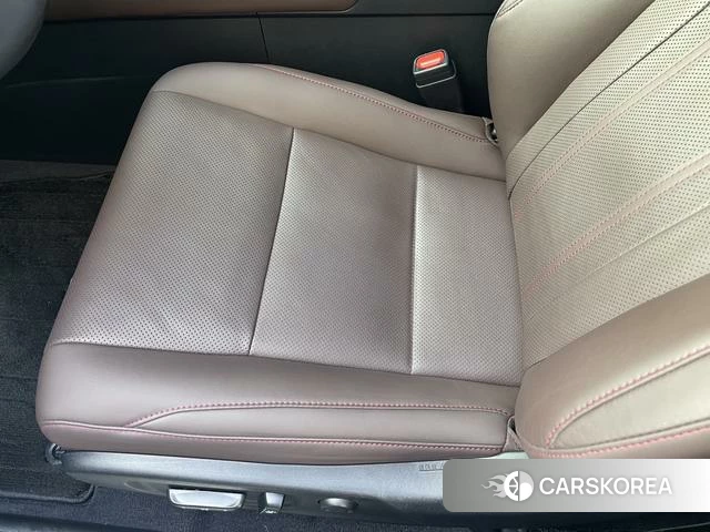Lexus RX id 4278500 из Китая 19