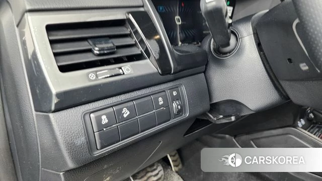 Ssangyong The New Rexton Sports Cannes id 4572846 из Кореи 19