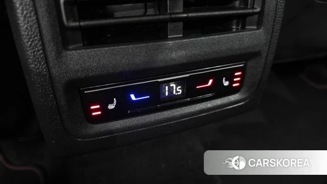 Volkswagen Golf 8th Generation id 4681854 из Кореи 19