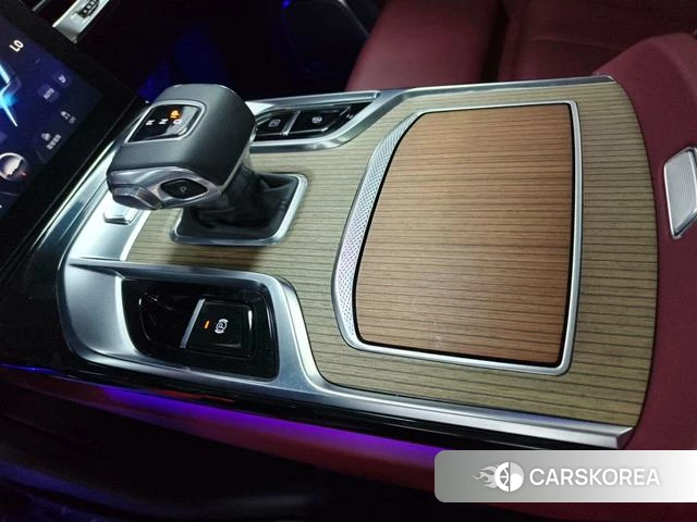 Red flag E-HS9 id 3920463 из Китая 19