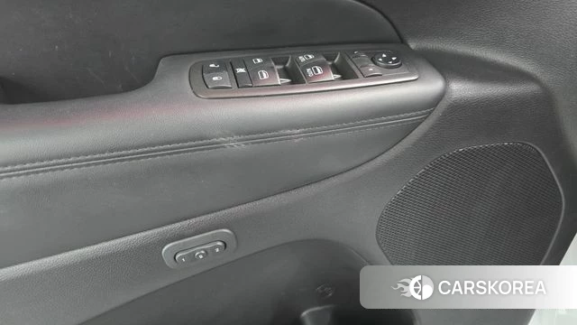 Jeep Grand Cherokee id 4646677 из Кореи 19