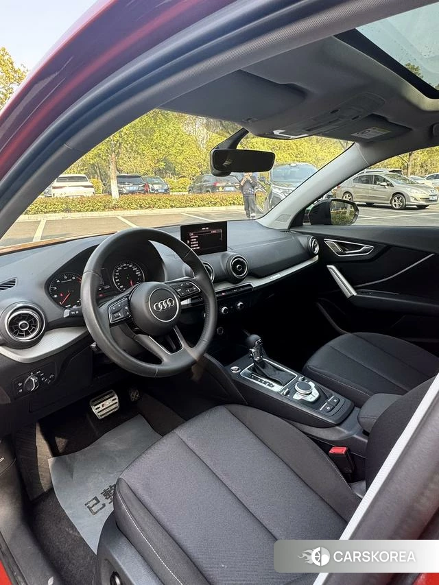 Audi Q2L id 4209678 из Китая 19