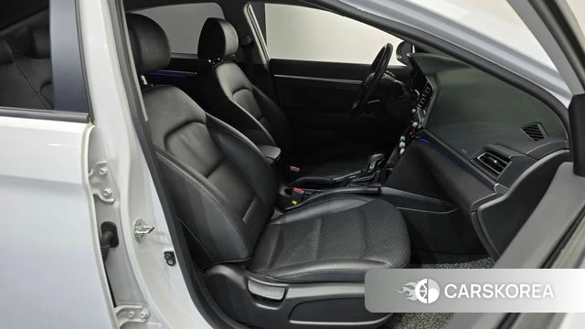 Hyundai The New Avante AD id 4508294 из Кореи 19