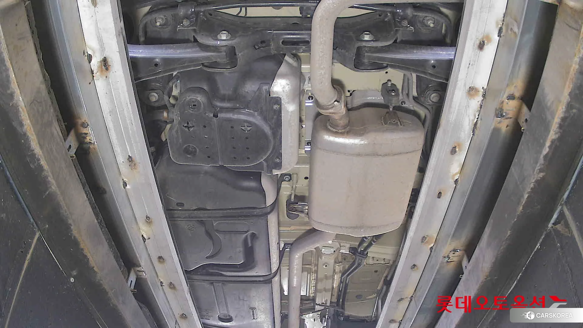 Kia Carnival id 3869412 из Кореи 19