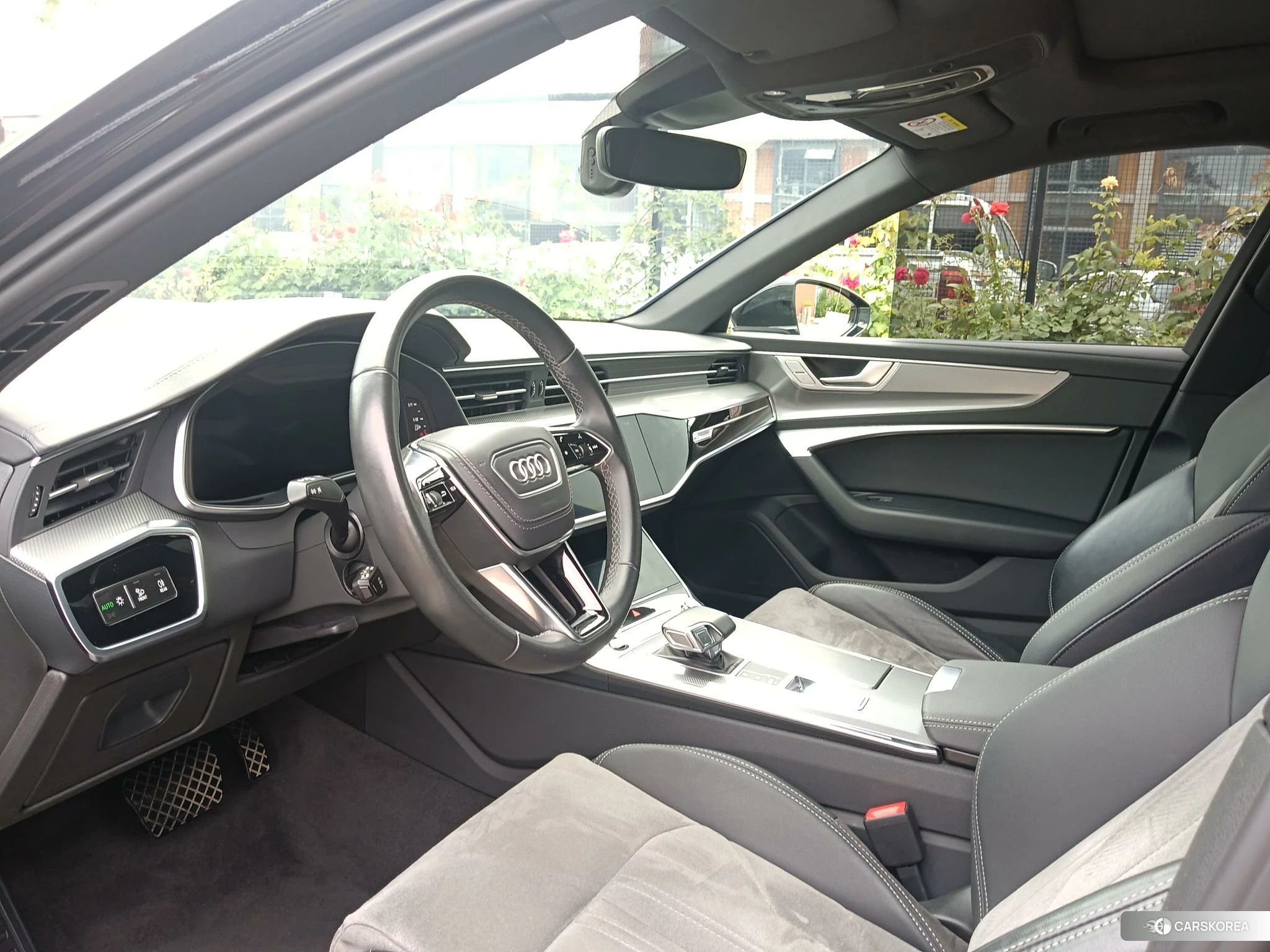 Audi A6L id 4492700 из Китая 19
