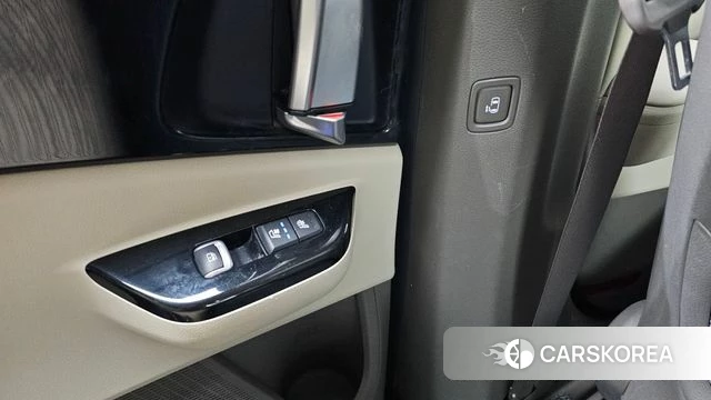 Kia Carnival 4th generation id 4201664 из Кореи 19