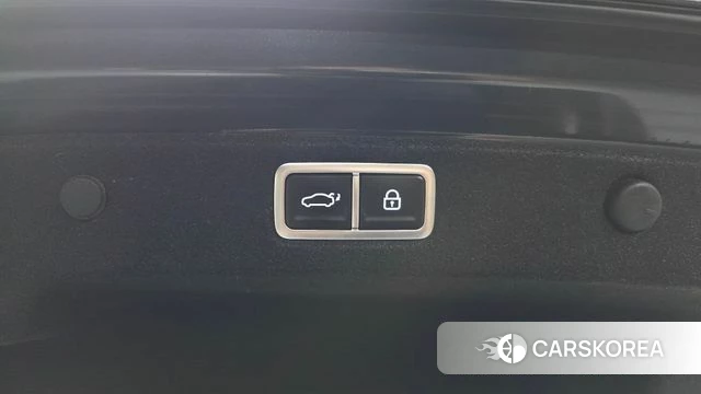 Hyundai Grandeur Hybrid (GN7) id 4893511 из Кореи 19
