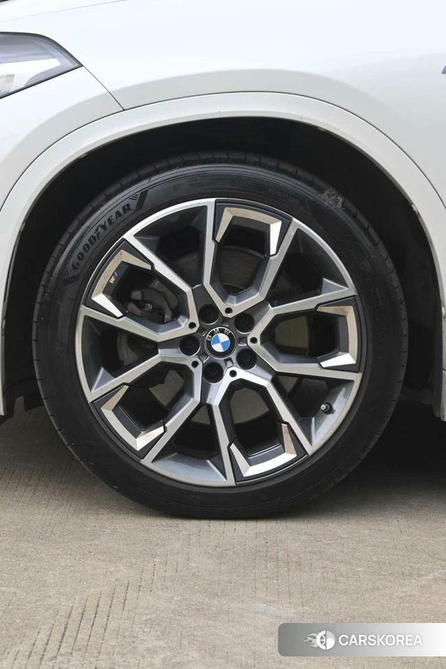 BMW X2 id 4260822 из Китая 19