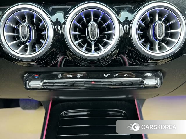 Mercedes-Benz GLA id 4256413 из Китая 19