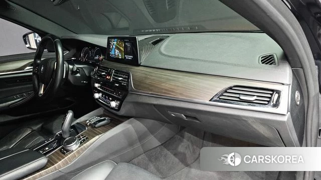 BMW 5 Series (G30) id 4574527 из Кореи 19