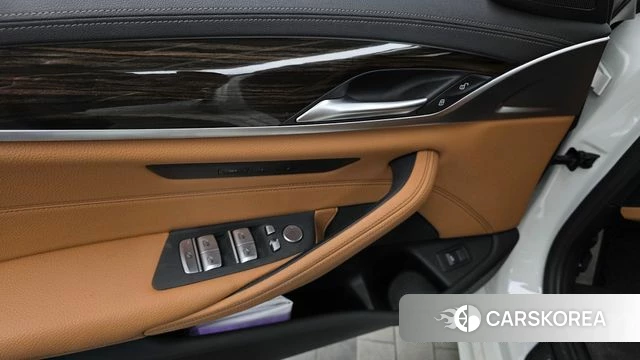 BMW 5 Series (G30) id 4784598 из Кореи 19