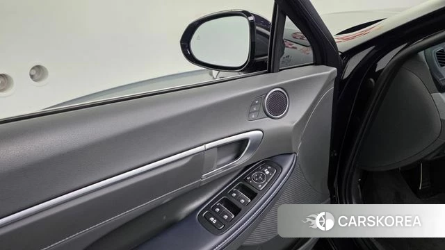 Hyundai Sonata D Edge Hybrid (DN8) id 4336757 из Кореи 19
