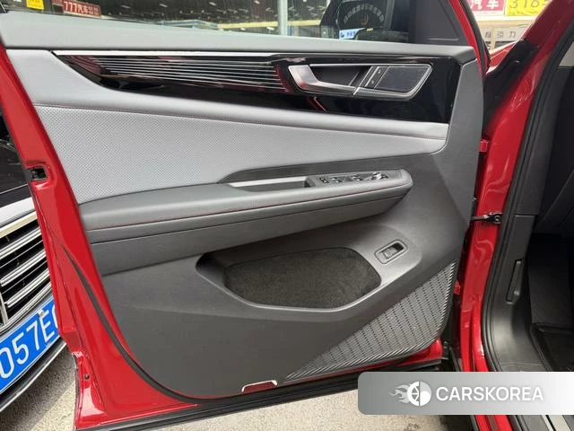 Volkswagen Tourang id 4300388 из Китая 19
