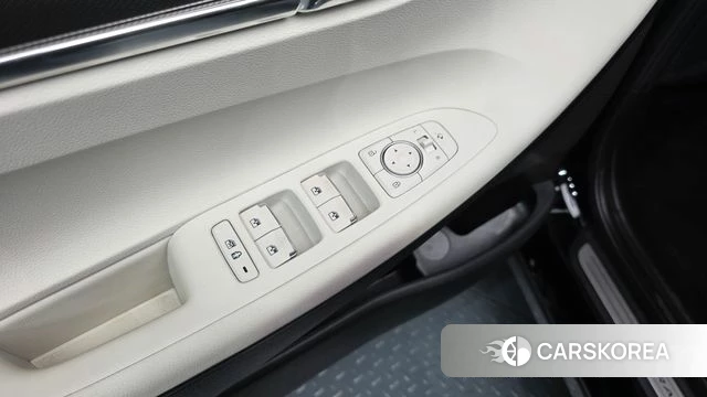 Hyundai The New Grandeur IG Hybrid id 4592321 из Кореи 19