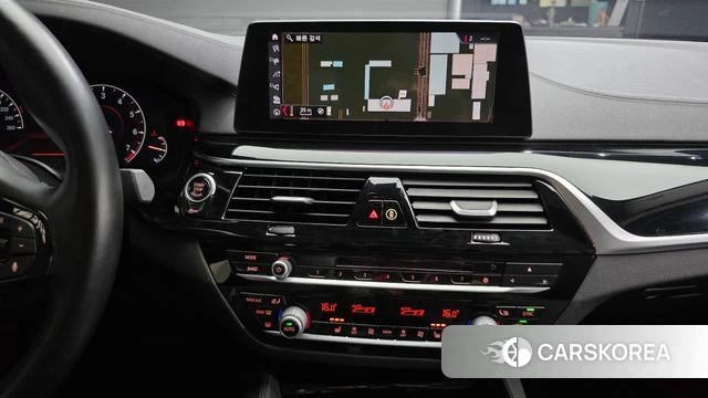 BMW 5 Series (G30) id 4677593 из Кореи 19