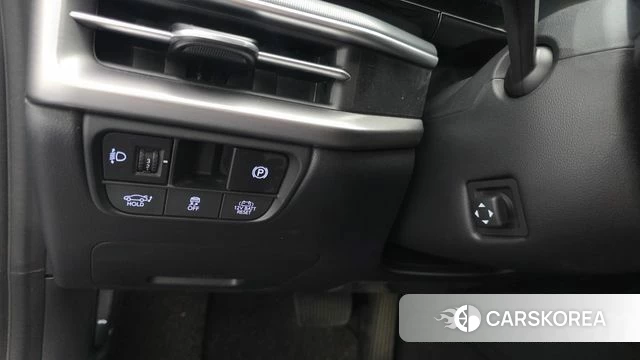 Hyundai Grandeur Hybrid (GN7) id 4650377 из Кореи 19
