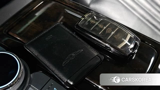 Genesis G90 id 4339372 из Кореи 19