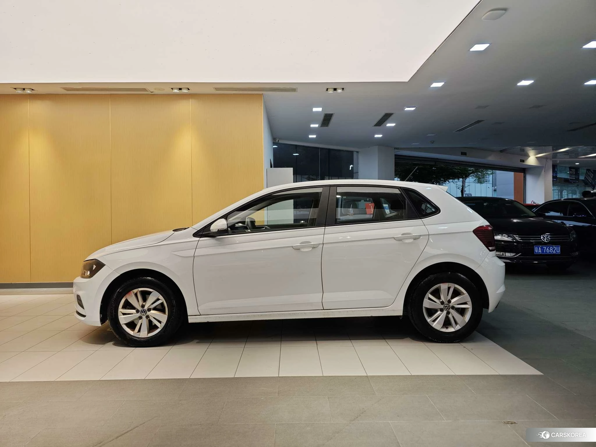 Volkswagen Polo id 4454762 из Китая 19