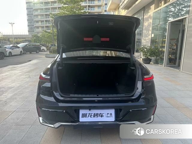 BMW 7 series id 4299685 из Китая 19