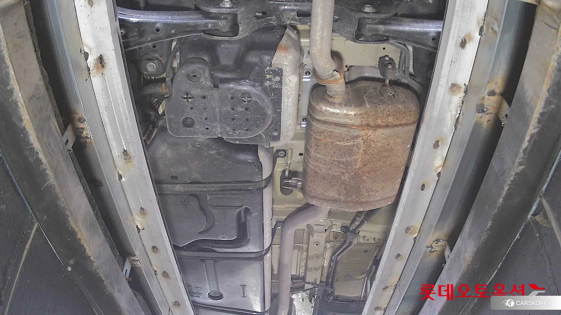 Kia Carnival id 3888384 из Кореи 19