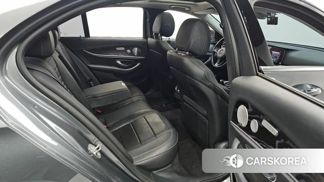 Mercedes-Benz E-Class W213 id 4477664 из Кореи 19