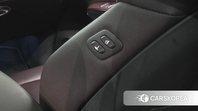 Genesis GV70 id 4383500 из Кореи 19