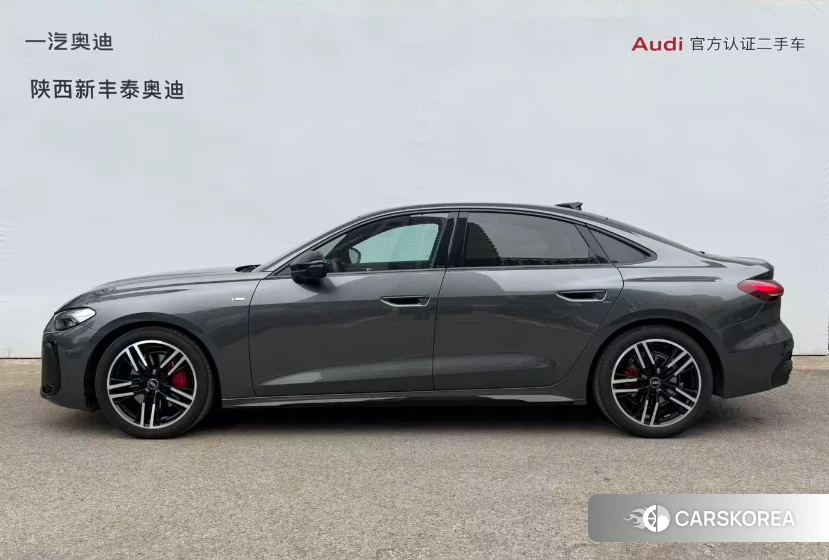 Audi A5L id 4479330 из Китая 19