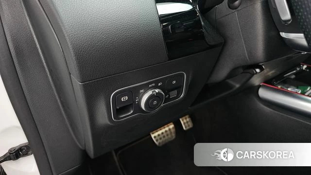 Mercedes-Benz GLA - Class H247 id 4480764 из Кореи 19