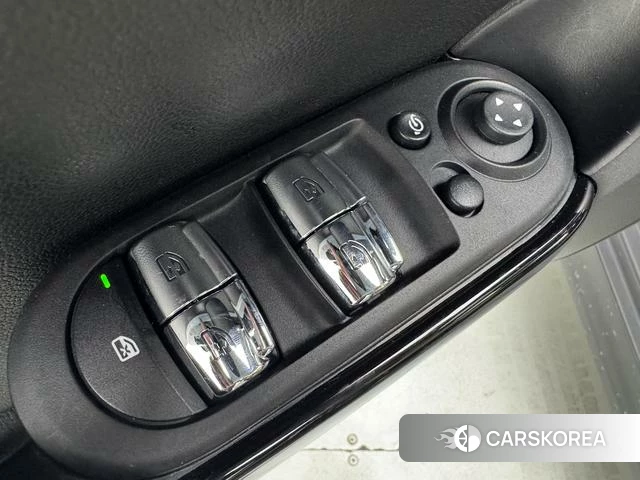 MINI Unknown id 3908814 из Китая 19