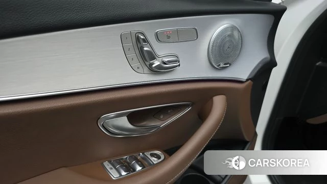 Mercedes-Benz E-Class W213 id 4647001 из Кореи 19