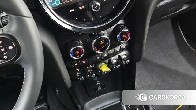 Mini Cooper Electric id 4645577 из Кореи 19