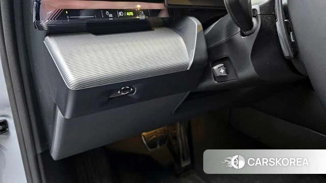 BMW 5 Series (G60) id 4185665 из Кореи 19