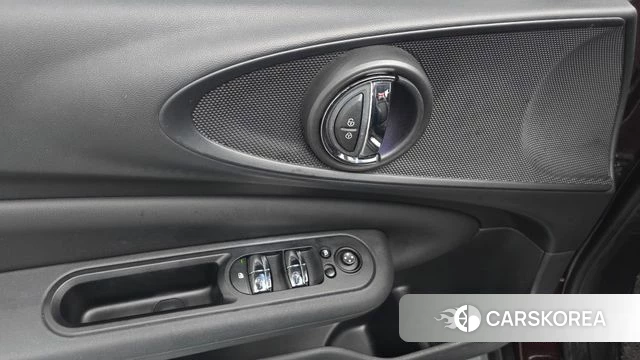 Mini Cooper D Clubman id 4882332 из Кореи 19