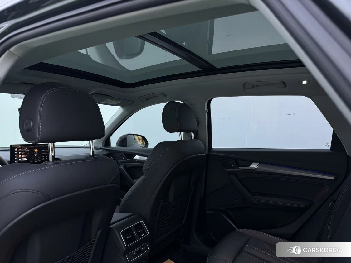 Audi Q5L id 4453683 из Китая 19