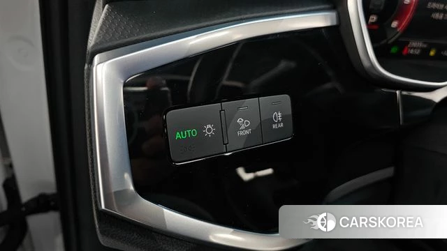 Audi Q3 (F3) id 4475342 из Кореи 19