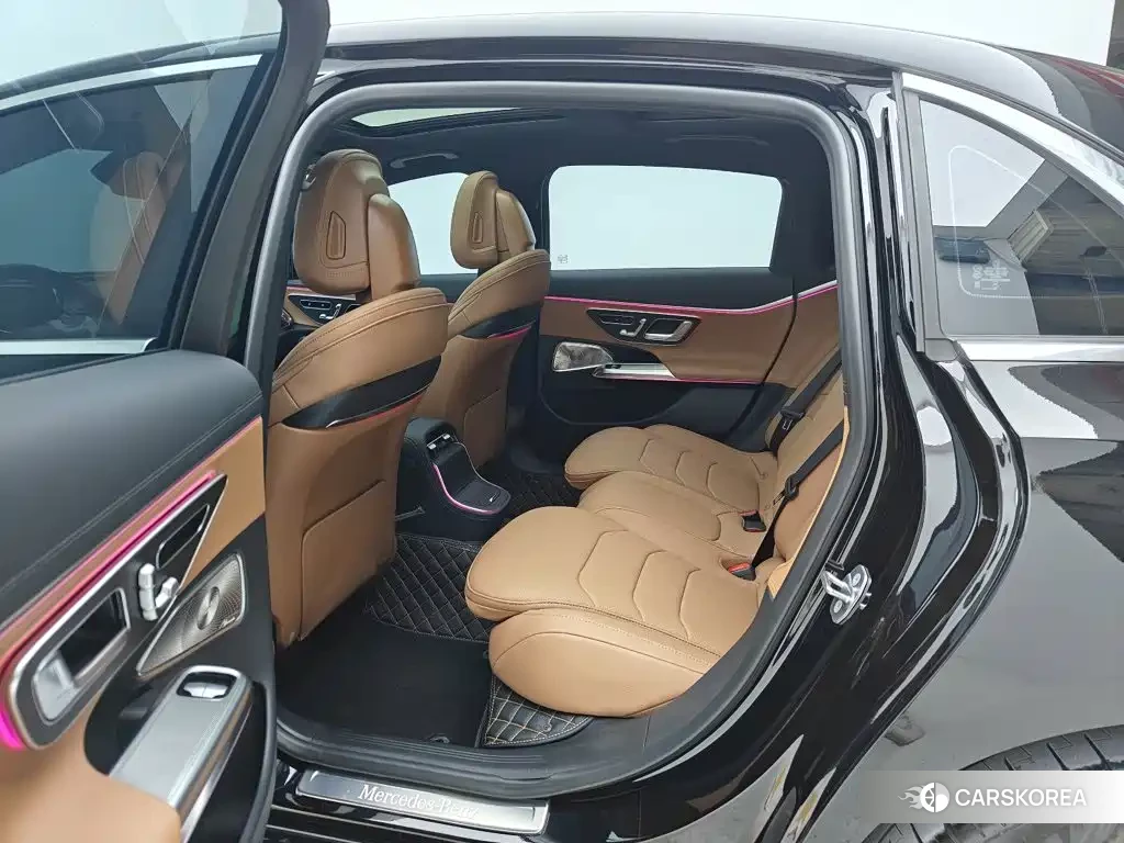Mercedes-Benz E-Class id 4622396 из Китая 19