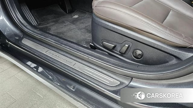 Hyundai The New Grandeur IG id 4855937 из Кореи 19