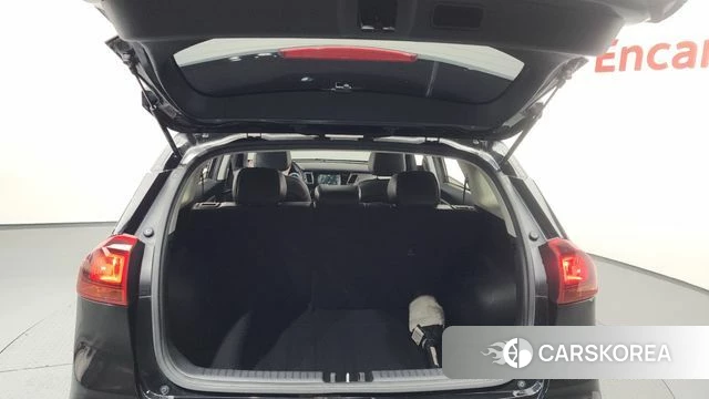 Kia Niro id 4295015 из Кореи 19