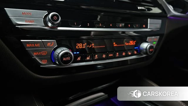 BMW 5 Series (G30) id 4224419 из Кореи 19