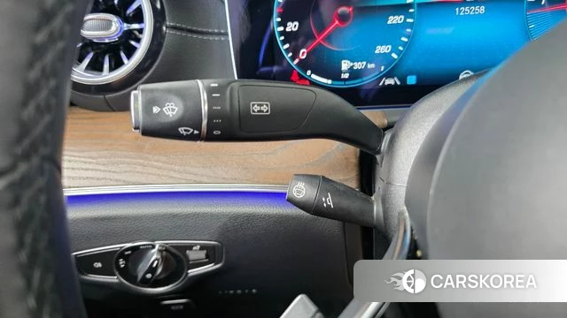 Mercedes-Benz E-Class W213 id 4894123 из Кореи 19
