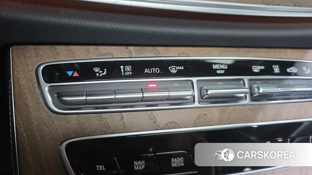 Mercedes-Benz E-Class W213 id 4750419 из Кореи 19