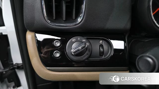 Mini Cooper D Countryman id 4717440 из Кореи 19