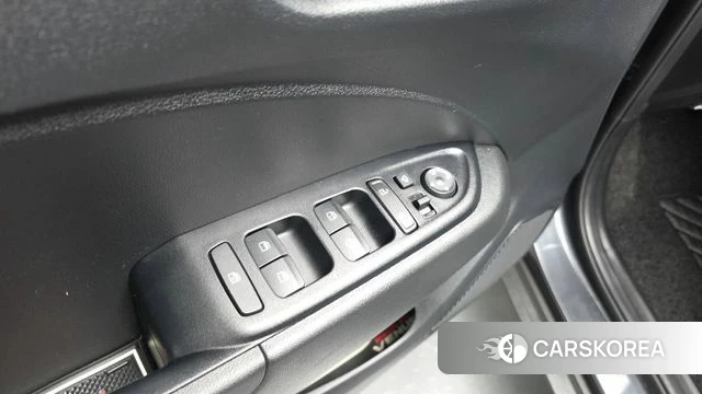 Hyundai Venue id 4894992 из Кореи 19