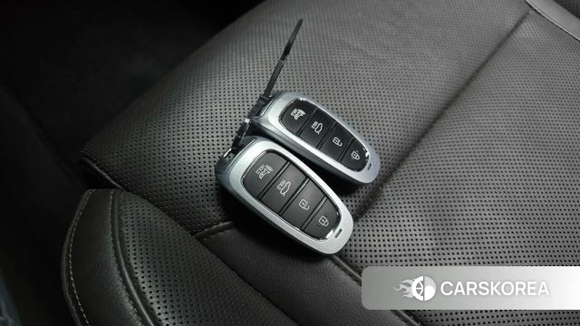Hyundai The New Grandeur IG id 4344404 из Кореи 19