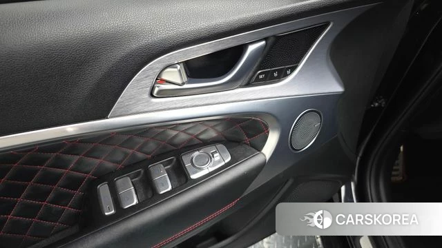 Genesis G70 id 4397550 из Кореи 19