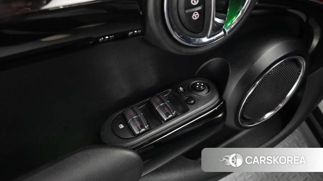 Mini Cooper id 4429830 из Кореи 19