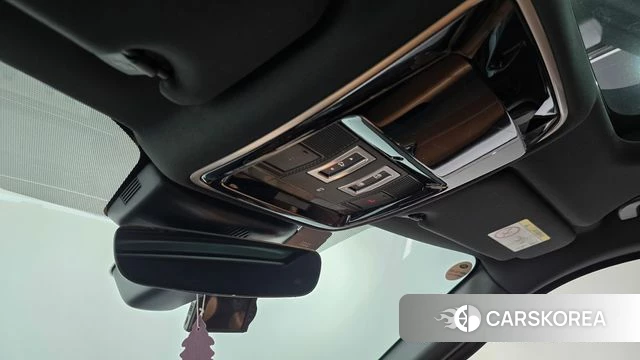 Land Rover Range Rover Velar id 4684441 из Кореи 19