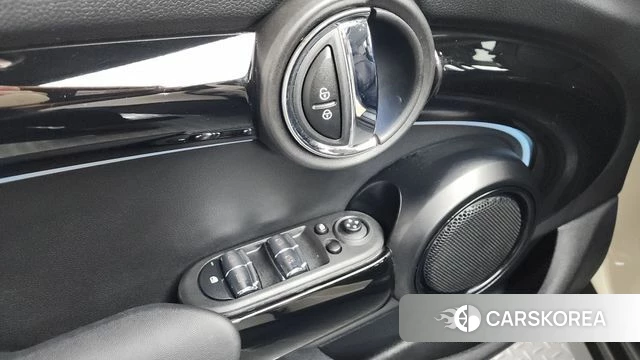 Mini Cooper id 4330377 из Кореи 19
