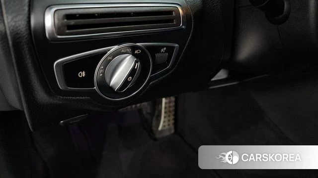 Mercedes-Benz C-Class W205 id 4225180 из Кореи 19